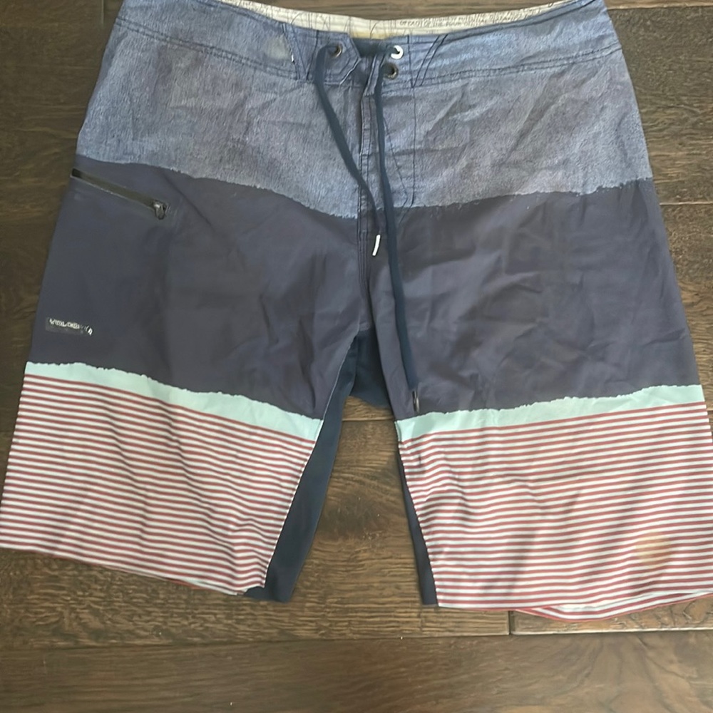 Mens